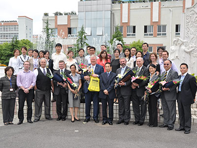 上海民办金苹果学校—西澳国际校园风采