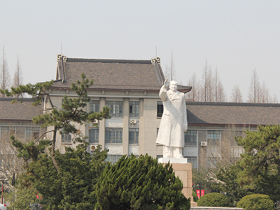 华东师范大学国际合作教育项目校园风采