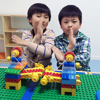 lego课程|乐高课程《小小乐高》