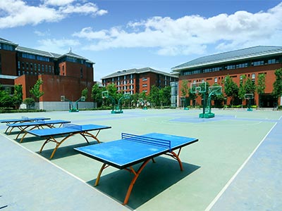 成都七中高新校区乒乓球场