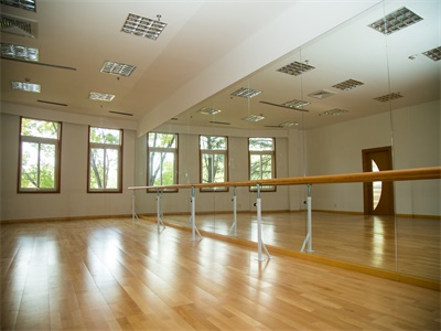 UIA 美华学校校园风采