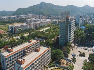 广东金融学院校园风采