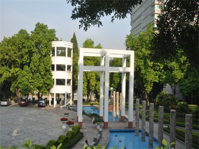 广东金融学院校园风采