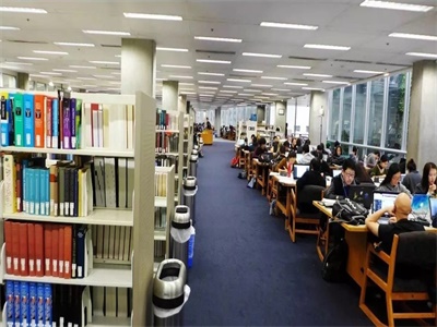 广东金融学院校园风采