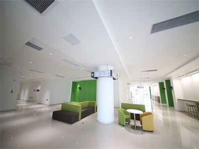 北京外国语大学佛山研究生院伦敦大学国际课程中心校园风采