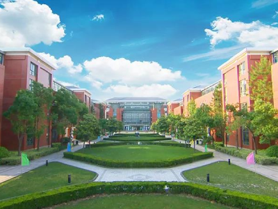 上海外国语大学西外外国语学校校园全景