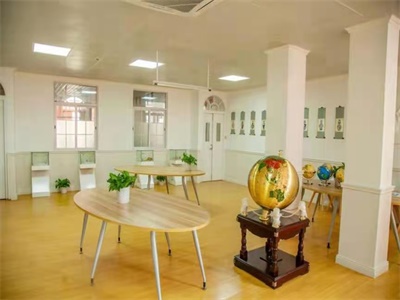 深圳市华美德宝书院校园风采