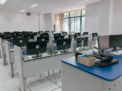 四川大学出国留学预备学院校园风采
