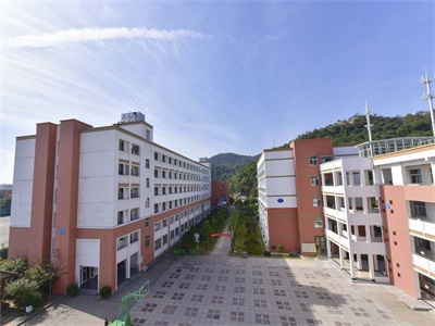 台州市双语高级中学国际分校