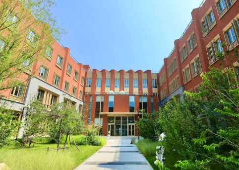 北京市德闳学校