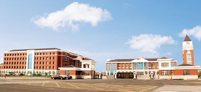 天津耀华嘉诚美国法拉古特学校