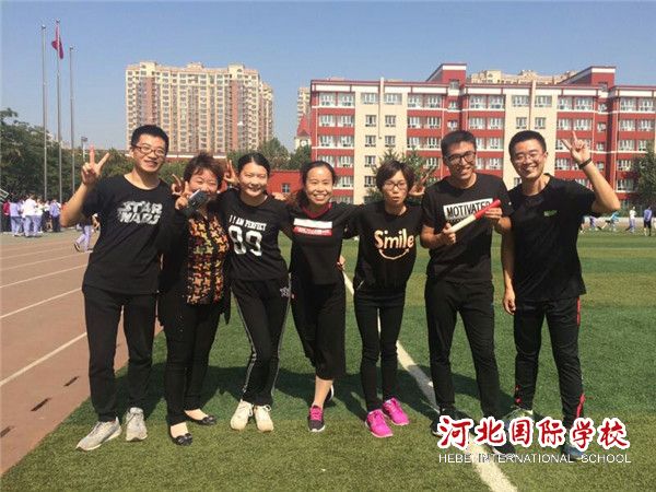 2017年秋季运动会教职工接力比赛