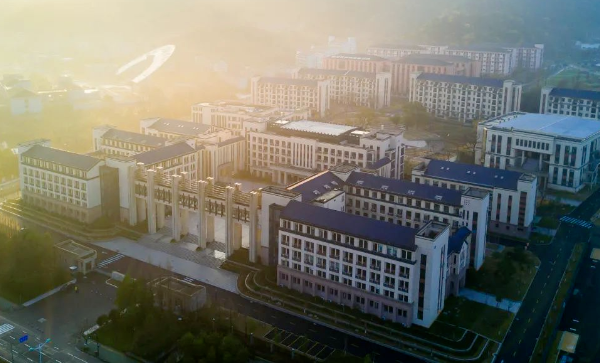 杭州外国语学校