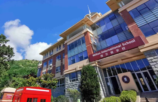 青岛梅尔顿学校国际高中（A-level、国际艺术课程）2024年招生简章！
