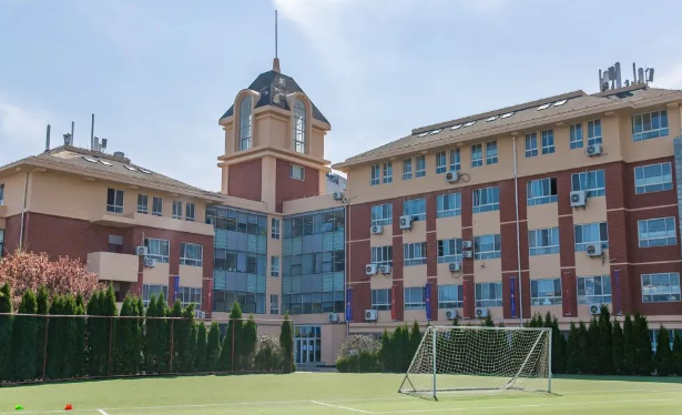 青岛梅尔顿学校2024年招生简章