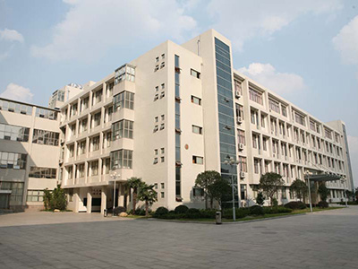 常州市前黄高级中学国际部