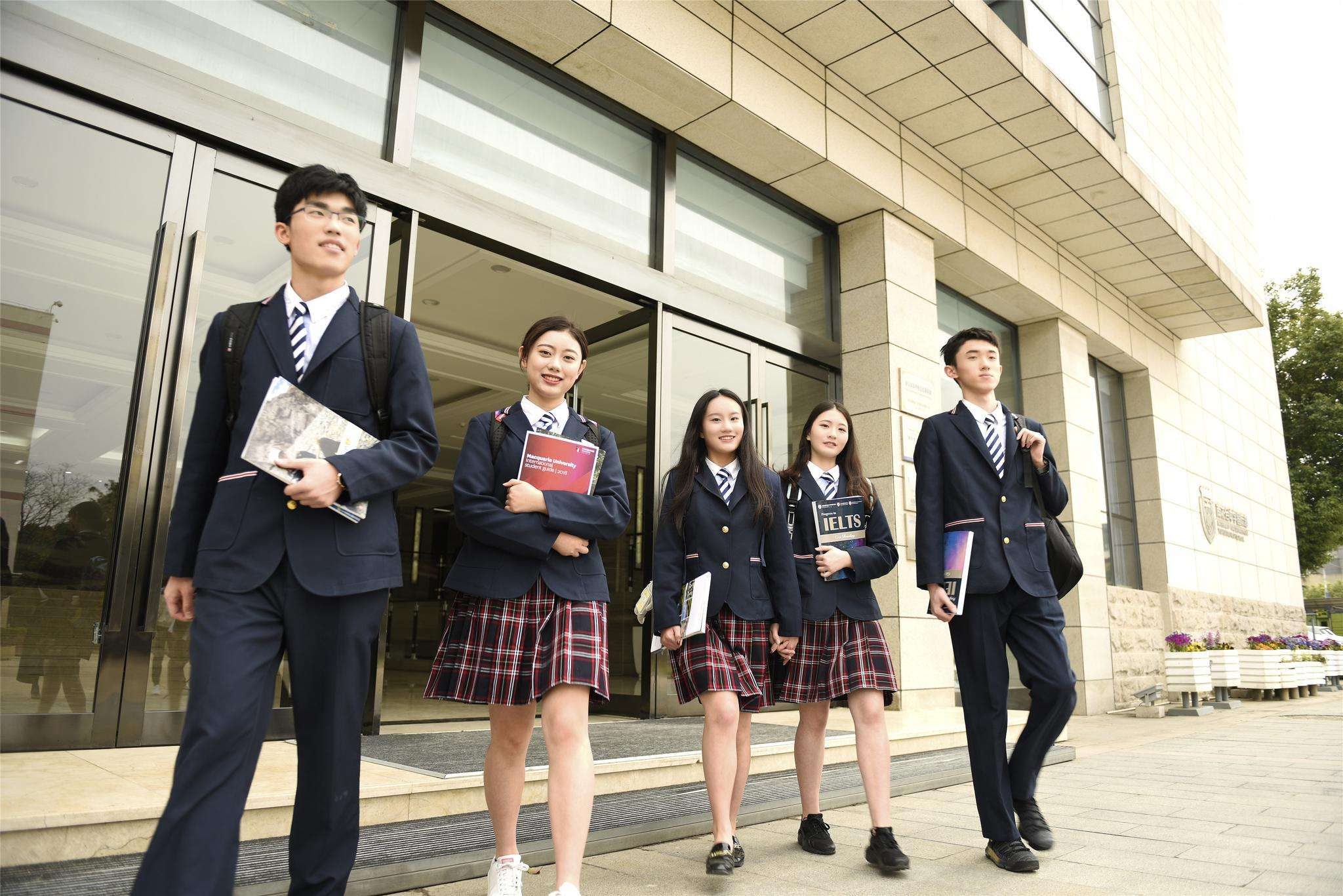 上海國(guó)際高中