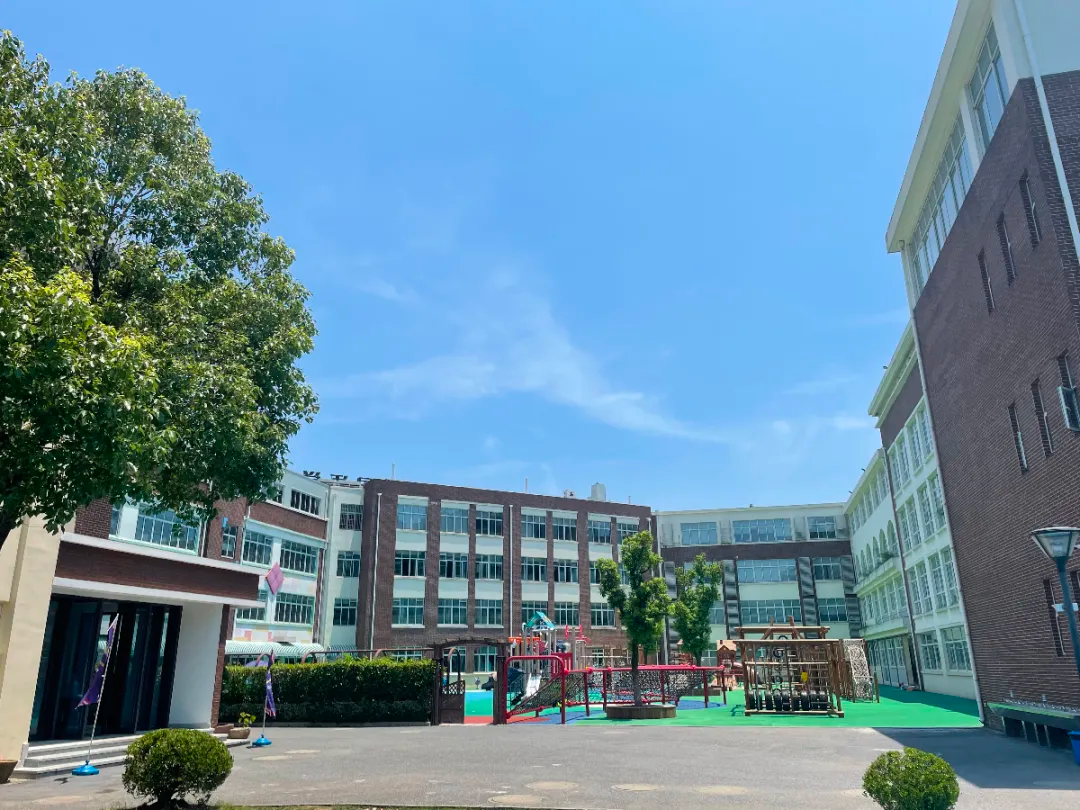 苏州工业园区外国语学校