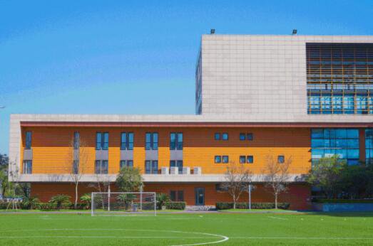 2025年上海耀華臨港校區(qū)招生入學申請指南