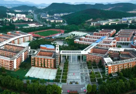 南京外国语学校仙林分校国际高中