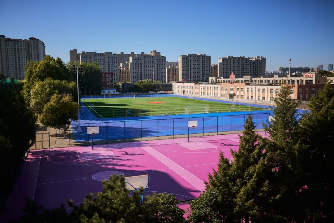 北京市中加学校