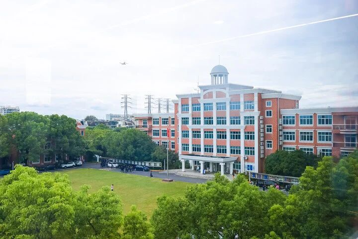 领科教育上海校区