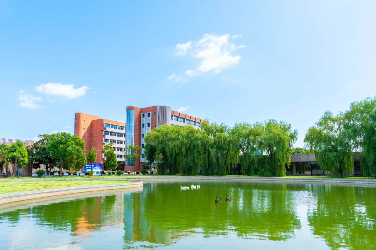 东光明学校