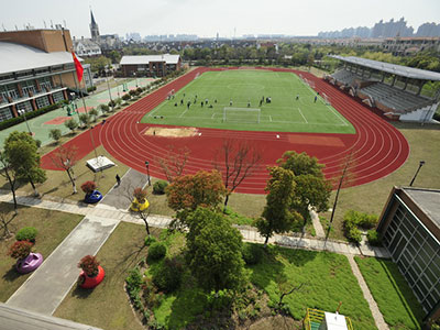 包玉刚实验学校校服,绵阳中学实验学校校服,包玉刚实验学校宿舍_大山谷图库