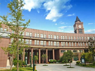 西安枫叶国际学校图片