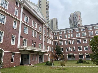 武汉三牛中美中学学校环境