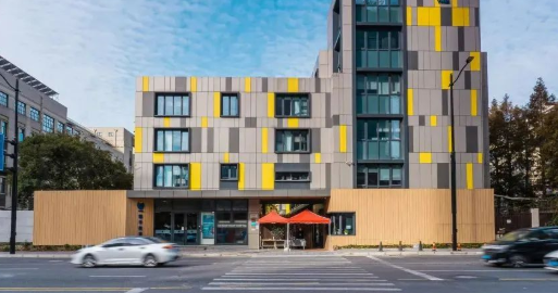 耀华国际教育学校(上海古北校区)