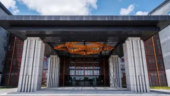 青岛新东方双语学校