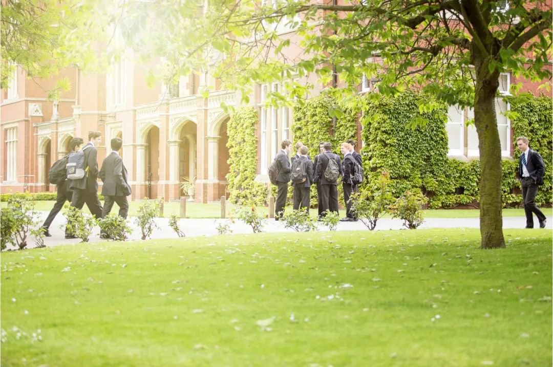 英国贝德福德公学校园及学生 英国贝德福德公学校园及学生