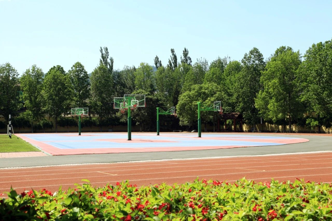 北京市师达中学