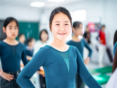 北京市海淀区崛起实验学校校园风采
