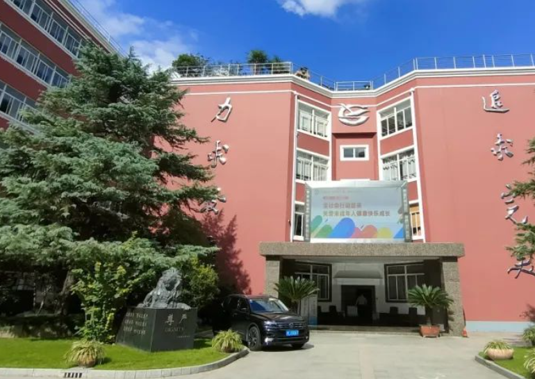 上海西南位育中学国际部校园风采