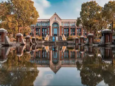 华东政法大学国际教育学院校园风采