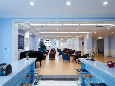 天津华兰国际学校校园风采