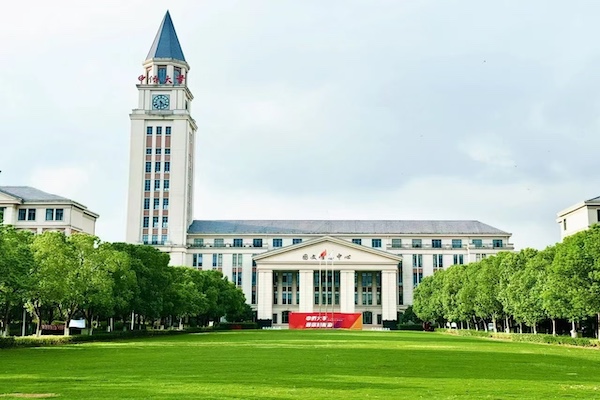 中侨同高韩亚欧国际高中校园风采