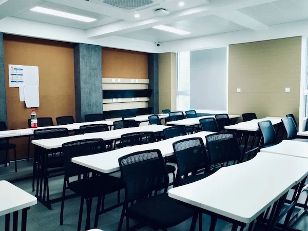 上海市文绮汇点美高校园风采