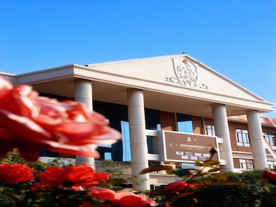 镇江枫叶国际学校校园风采