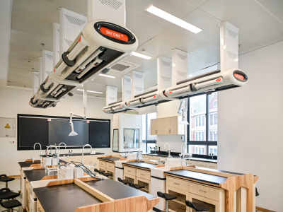 英雅盛彼德校园风采