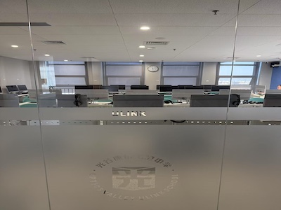 武汉光谷康桥高级中学校园风采