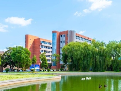 上海东光明中日国际高中校园风采