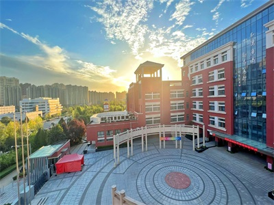 西安交通大学附属中学高中部国际部校园风采