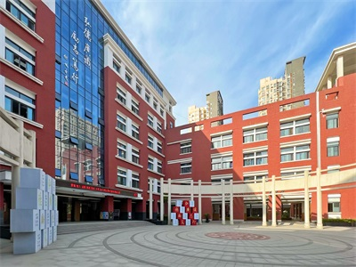 西安交通大学附属中学高中部国际部校园风采