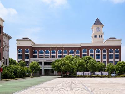 上海枫叶双语学校校园风采